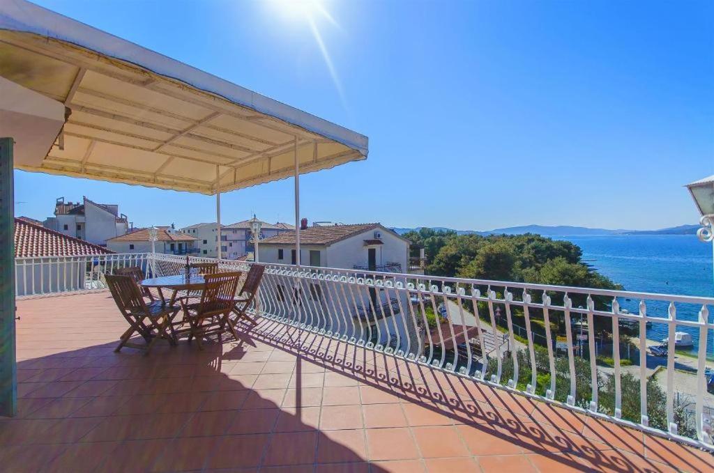 Three Bedroom Apartment With Amazing Sea View تروغير المظهر الخارجي الصورة
