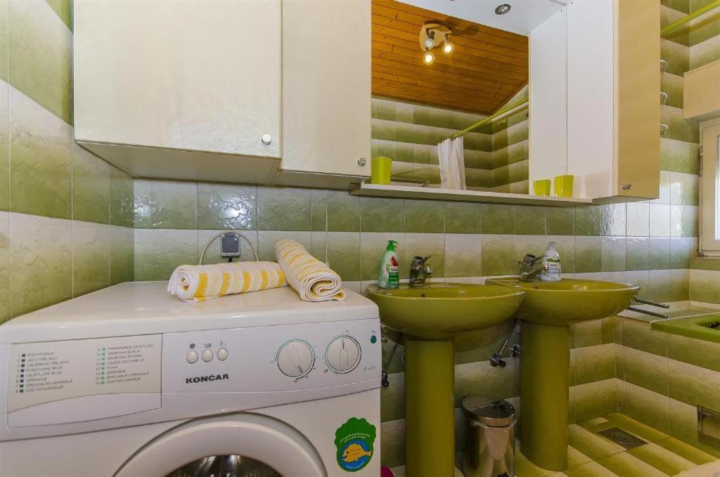 Three Bedroom Apartment With Amazing Sea View تروغير المظهر الخارجي الصورة